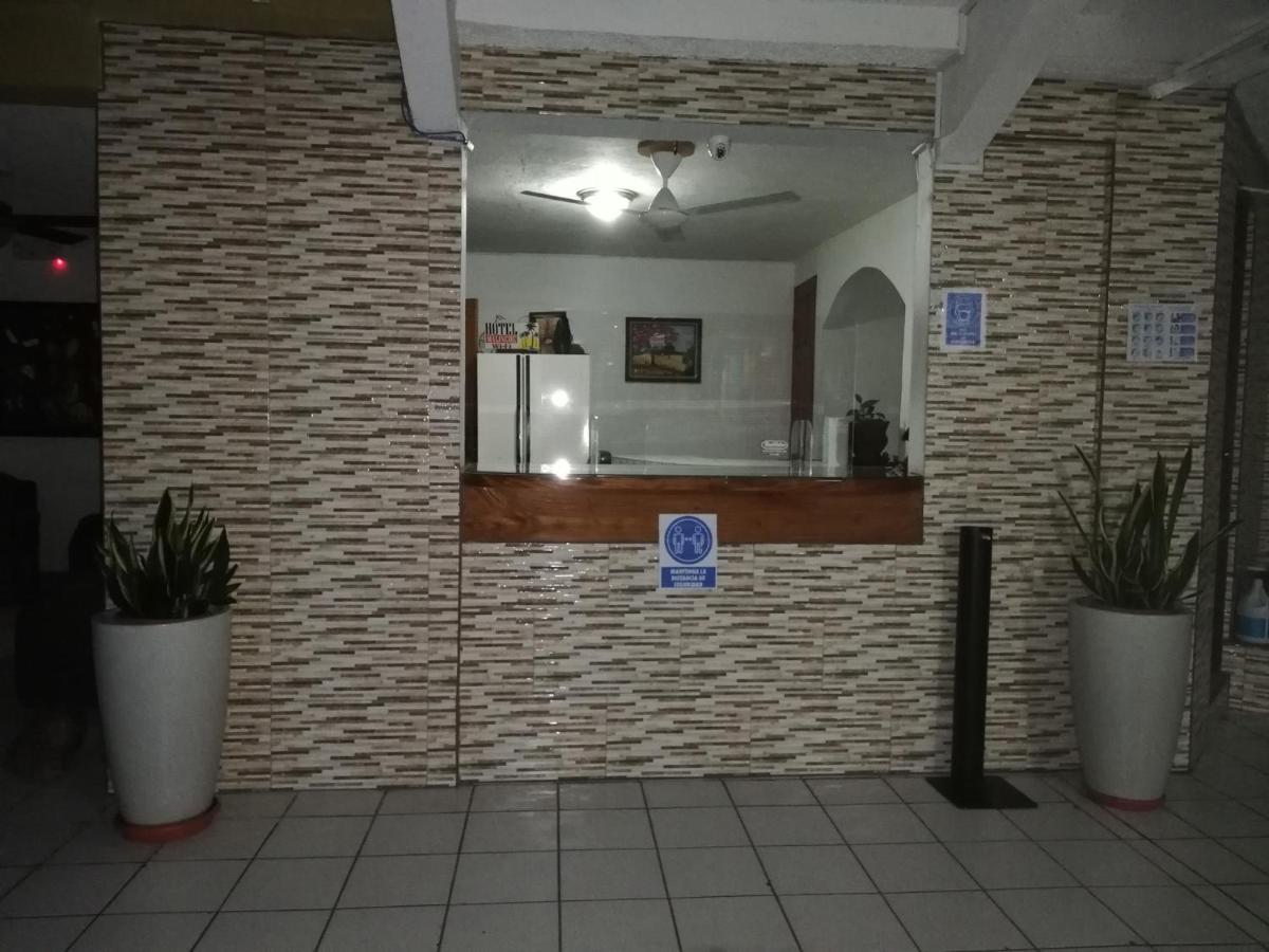 Hotel Malinche Quepos Zewnętrze zdjęcie