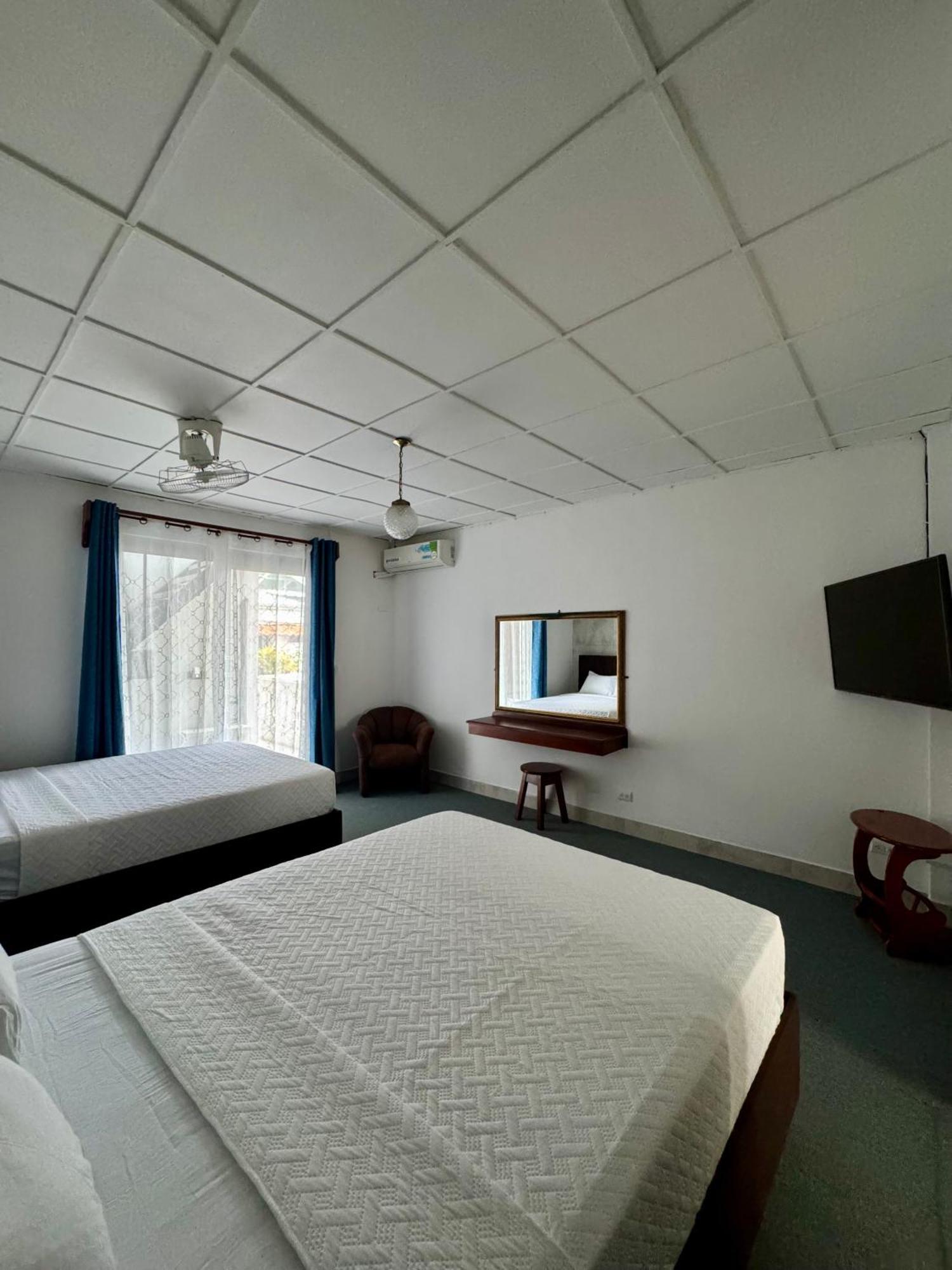 Hotel Malinche Quepos Zewnętrze zdjęcie